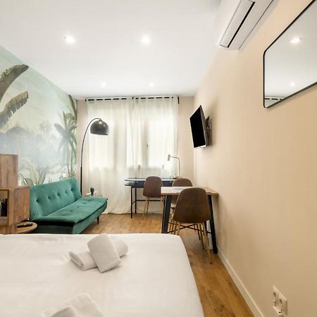1 Bedroom 1 Bathroom Furnished - Chueca - Modern Functional - Mintystay Мадрид Экстерьер фото